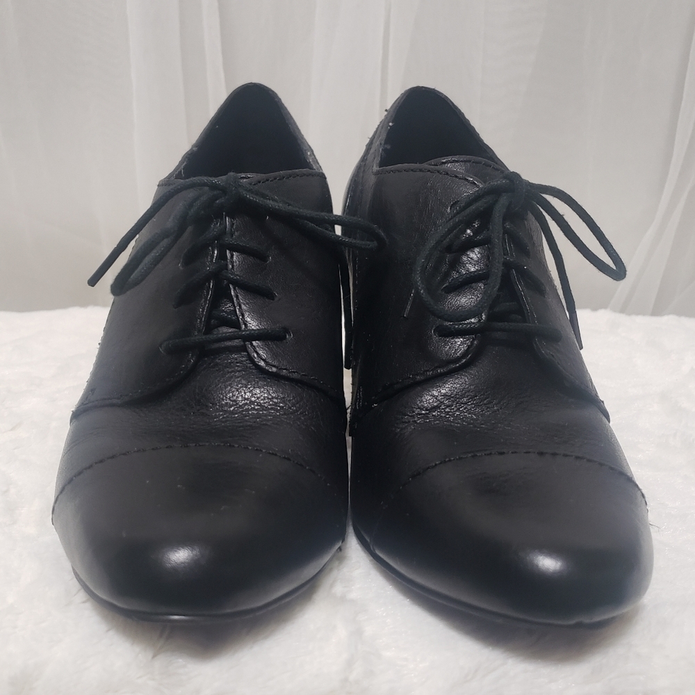 Fossil Black Leather Heeled Booties Sz 8 - Picture 6 of 16